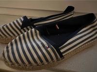 Tommy Hilfiger Espandrilles NEU! Niedersachsen - Vechta Vorschau
