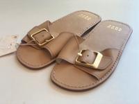 Zara Home Echt Leder Schuhe Sandalen Hausschuhe Gr. 35 Neu Bayern - Waltenhofen Vorschau