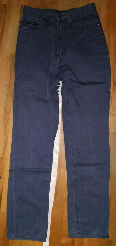 Lila-blaue Jeans  von Alliance, gr 30 in Stein