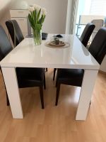 Weißer Hochglanztisch mit 4 Stühlen Hessen - Kriftel Vorschau
