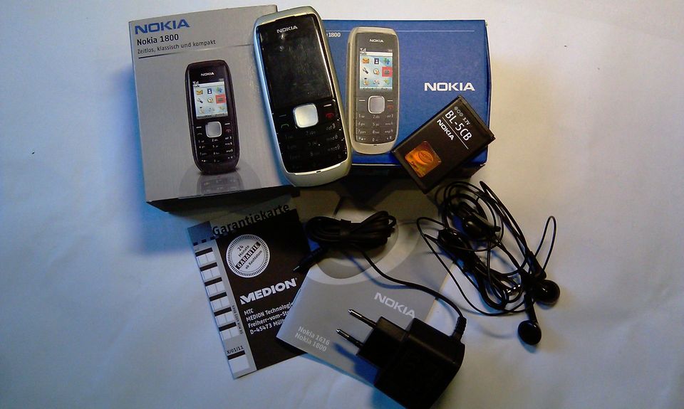 Nokia 1800 ohne Sim-Lock fast neu in OVP in Wesel