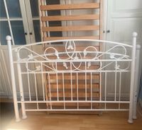 Wunderschönes aufwendiges Himmelbett in weiß Metall 140x200 Hamburg - Bergedorf Vorschau