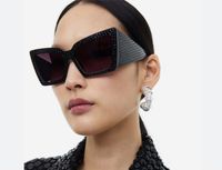 H&M studio Sonnenbrille limited edition schwarz Strass Glitzer Nordrhein-Westfalen - Recklinghausen Vorschau