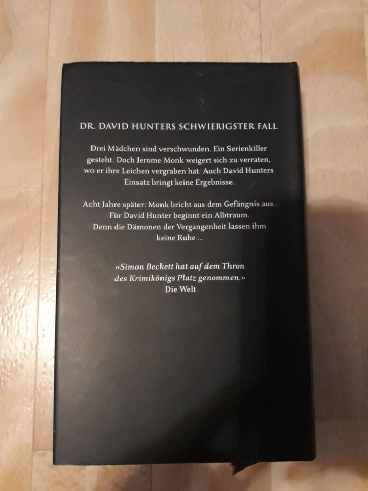 Simon Beckett / David Hunter, Chemie des Todes, der Hof u.a. in Lübben