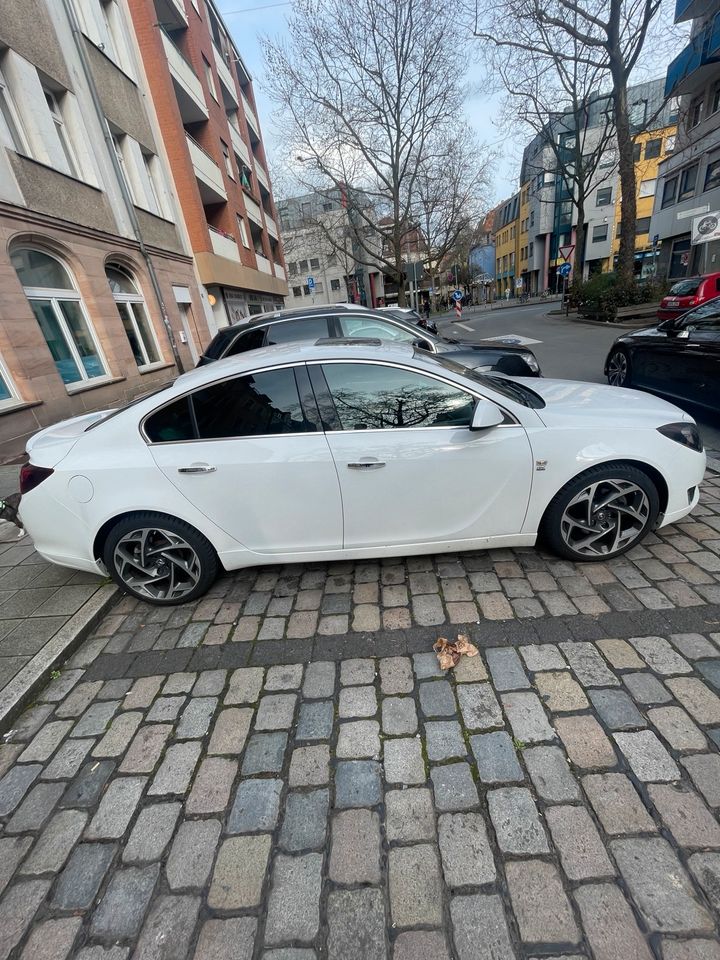 Verkaufe Opel Insignia 2.0 Motor OPC Line in Nürnberg (Mittelfr)