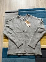 S. Oliver Strickjacke Gr.M neu NP 59€ Nordrhein-Westfalen - Oberhausen Vorschau