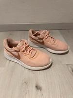 Nike Sneaker gr. 37,5 Hessen - Fuldatal Vorschau