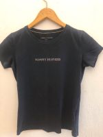 Tommy Hilfiger T-Shirt, Glitzersteine, dunkelblau, Gr. S Hessen - Schöffengrund Vorschau