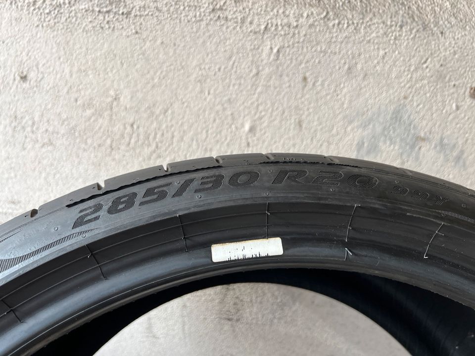 Reifen Sommerreifen Pirelli PZ 4 in 285/30 R 20 99y RFT Runflat in Großdubrau