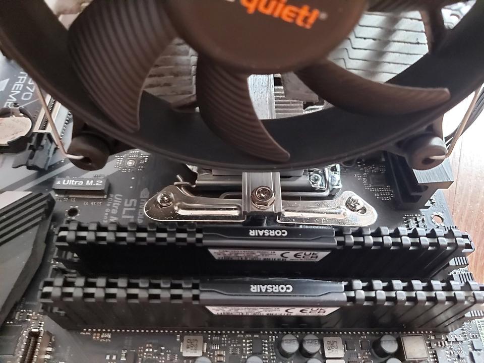 PC - WIN 11 Pro, ASRock, i5-8400,32GB-DDR4, SSD 2TB, RTX 2060 in Brandenburg an der Havel