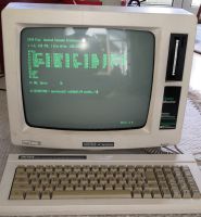 Amstrad PCW8256, vintage Computer, Z80, 3"-Laufwerk, 12" Monitor Nordrhein-Westfalen - Odenthal Vorschau