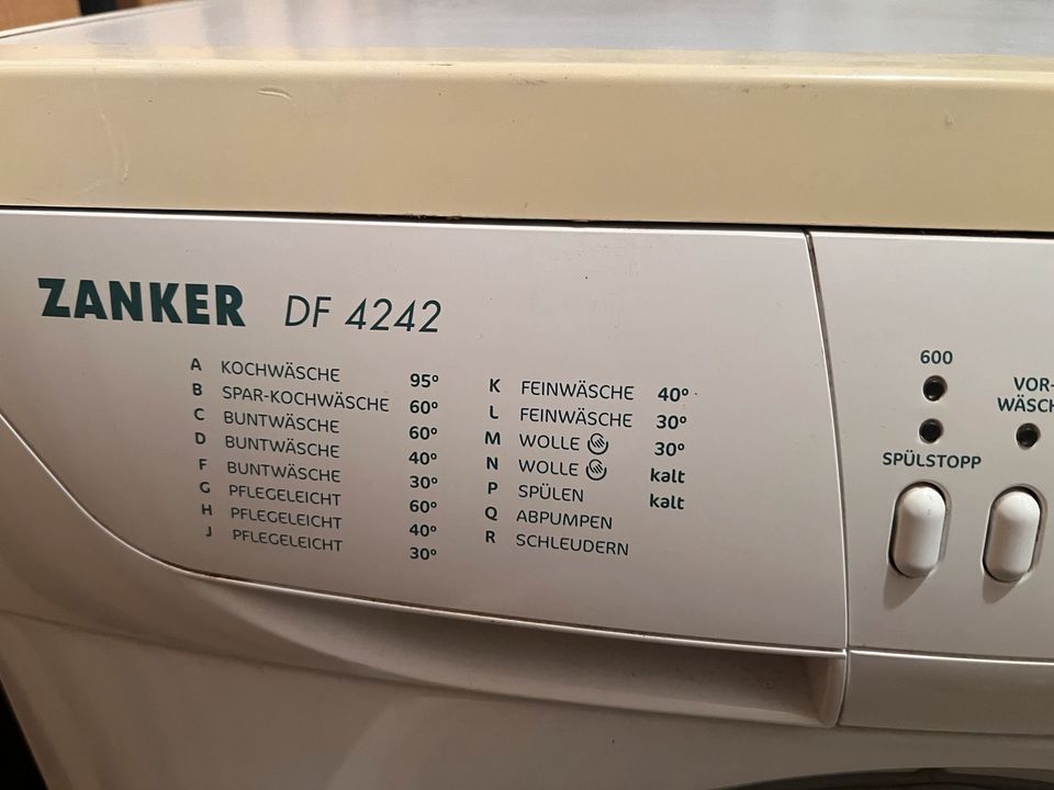 Zanker Waschmaschine DF4242 in Stuttgart