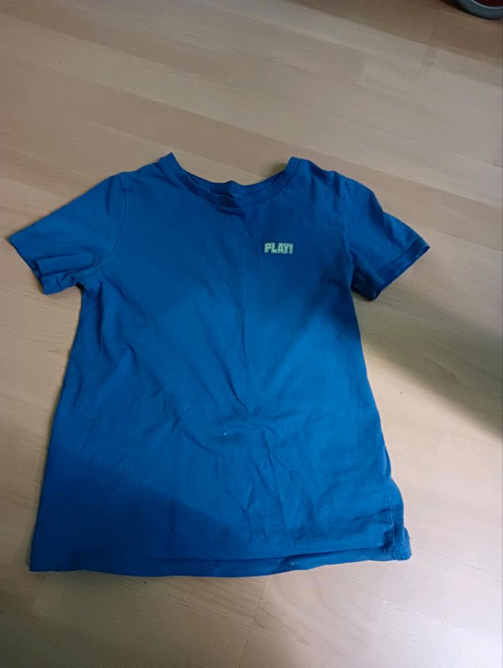 T Shirt von H&M Gr 134 in Duisburg