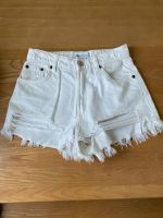 ZARA Jeans Shorts weiß Gr. 34 Brandenburg - Werder (Havel) Vorschau