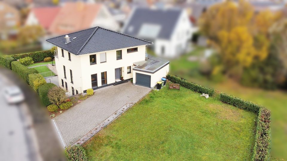 Hochwertiges Einfamilienhaus mit Einliegerwohnung Keine Käuferprovision! in Verl