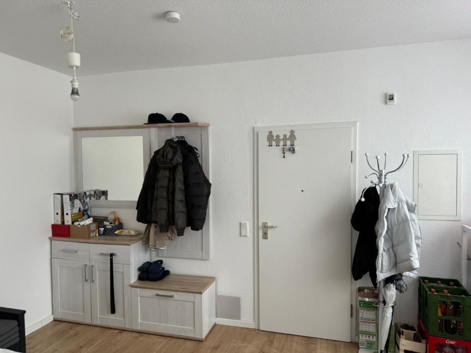 RE, große, helle Wohnung Nähe HBF 100qm, 3,5 Zimmer, Balkon in Recklinghausen