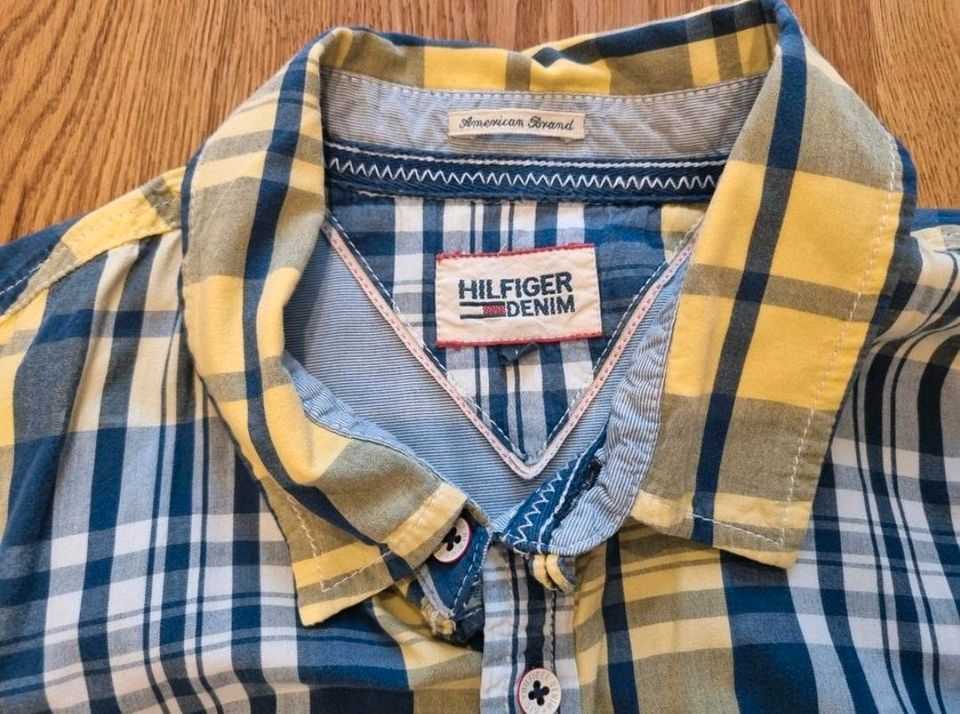 Herren Hemd Tommy Hilfiger gr. L in Schutterwald