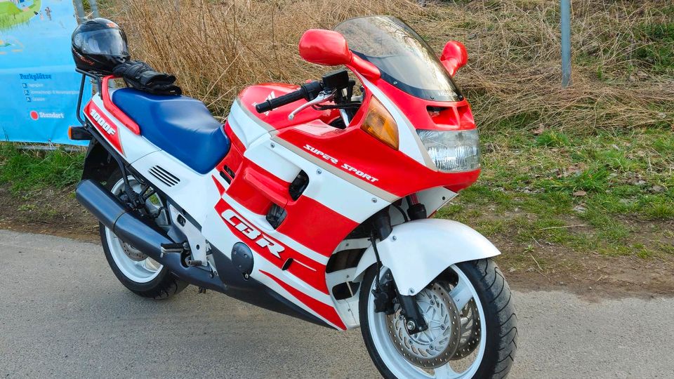 Honda CBR 1000 F, SC24, inkl 2 Koffer und Topcase, Bestzustand in Leipzig