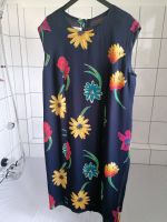 Dunkelblaues Kleid mit Blumenmuster und passender Bluse Rheinland-Pfalz - Trier Vorschau