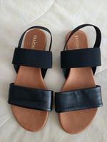 FRAICHE LEDER SANDALEN. GR.40. NEU Bayern - Traunreut Vorschau