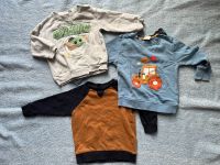 Kleiderpaket baby 74 80 86 Pullover Schlafanzug Strumpfhose Hessen - Oberursel (Taunus) Vorschau