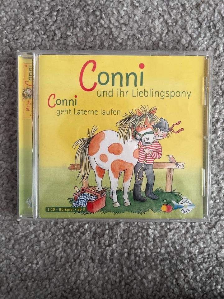 CD Conni Hörbuch mit 2 Folgen (Laterne laufen und Lieblingspony) in Taufkirchen München