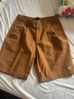 Nike kurze Hose Shorts Gr.34 Düsseldorf - Friedrichstadt Vorschau