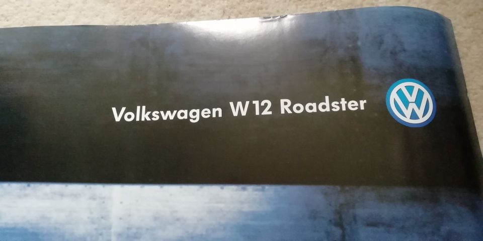 RESERVIERT VW W12 Studie Poster in Hamburg