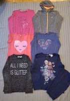 Kleidungspaket Gr.122-128 T-Shirts, Sport Jacke, Pyjama Nordrhein-Westfalen - Meerbusch Vorschau