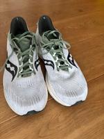 Saucony  Triumph 21  EU44 /JP28/US10 Ludwigsvorstadt-Isarvorstadt - Isarvorstadt Vorschau