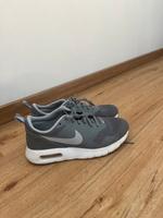 Nike Air Max Tavas Größe 36,5 Hessen - Breidenbach  Vorschau