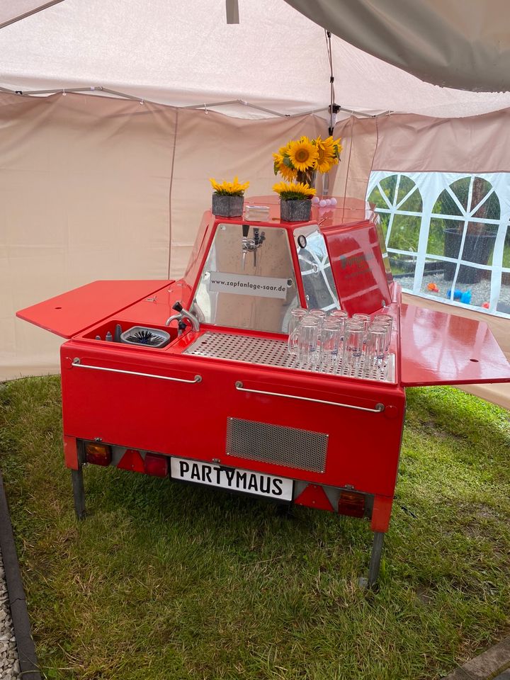 Partymaus Bierstand Ausschankwagen Zapfanlage Karlsberg in Wadgassen