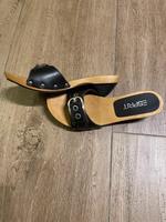 Esprit Holzclog offen mit Nieten Gr. 39 Bayern - Neutraubling Vorschau