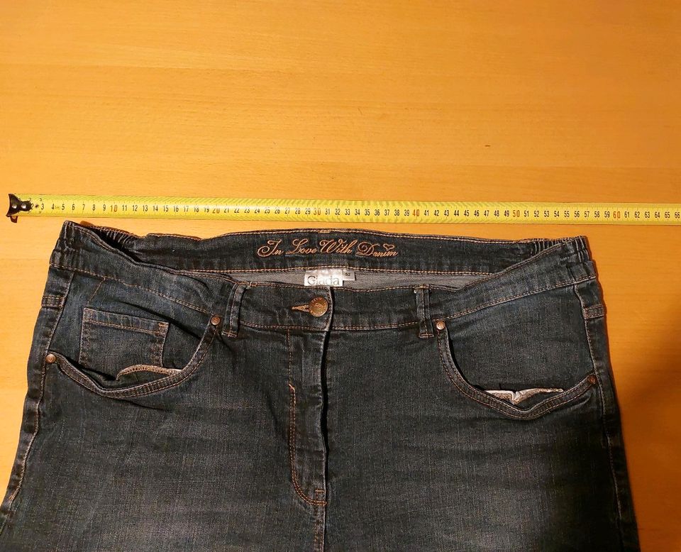 Tolle Jeans von Giada Gr. 52 für 8€ in Xanten