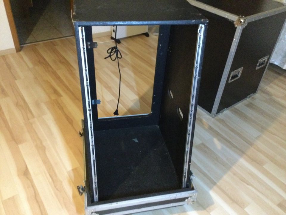 Flightcase Haubenflightcase 19" Rack DAP Audio in Weilrod 