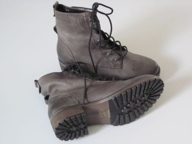 SPM Stiefeletten/Boots Echtleder grau-braun- Gr.37 - NEU in Petersberg