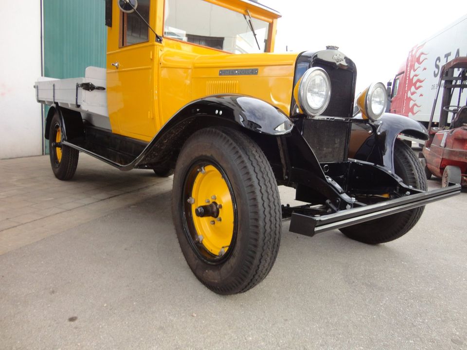 Chevrolet Truck, Pickup 6 Zylinder  LKW-Oldtimer 6 Zylinder in Passau