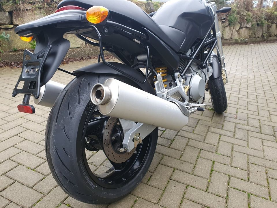 Ducati Monster 900 in Hilzingen