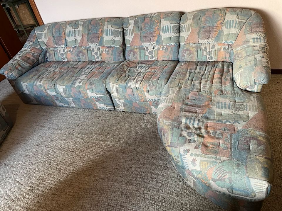 Couch/Sofa Garnitur mit Ottomane/Recamiere und Sessel in Hohenahr