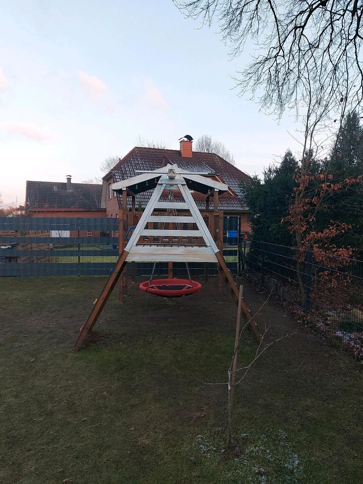 Spielturm Eigenbau Massivholz XXL... 4 Jahre alt! in Lotte