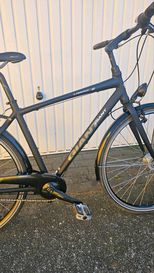 Giant Ligero CS2 28 Zoll 8 Gang Fahrrad Fahrräder 2 Stück ❗️ in Lübeck