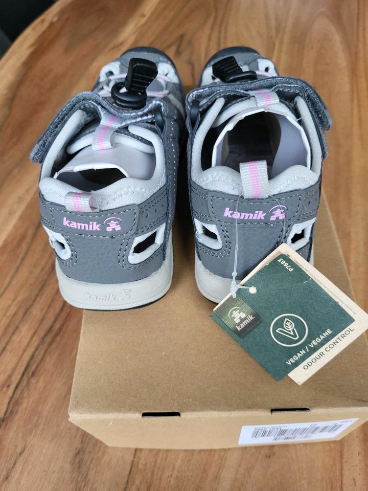 Kamik Wildcat geschlossene Sandalen Schuh Grau Rosa Gr.31 Neu in Wuppertal