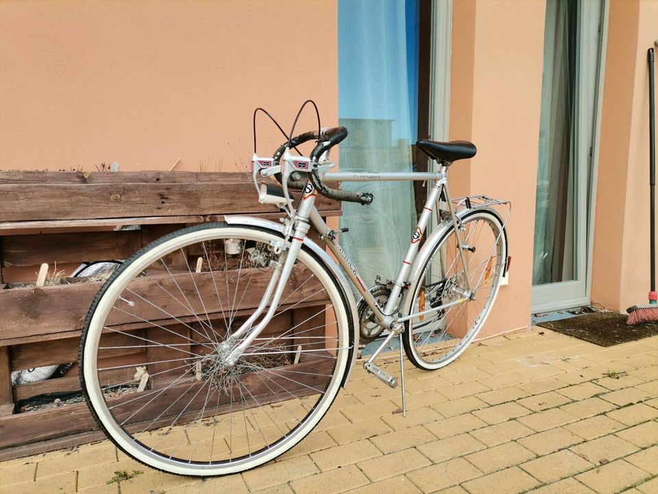 SPRICK Rennrad 28Zoll + Zubehör, 10 Gang × Citybike × Trekkingrad in Berlin