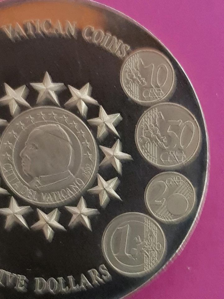 5 Doollars  - New Vatican Coins 2002 / Republik of Liberia in Mönchengladbach