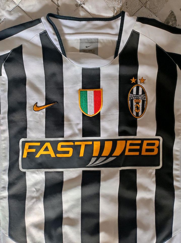 Nike Trikot Juventus Turin NEU S Juve Sport Shirt Fußball in Kernen im Remstal
