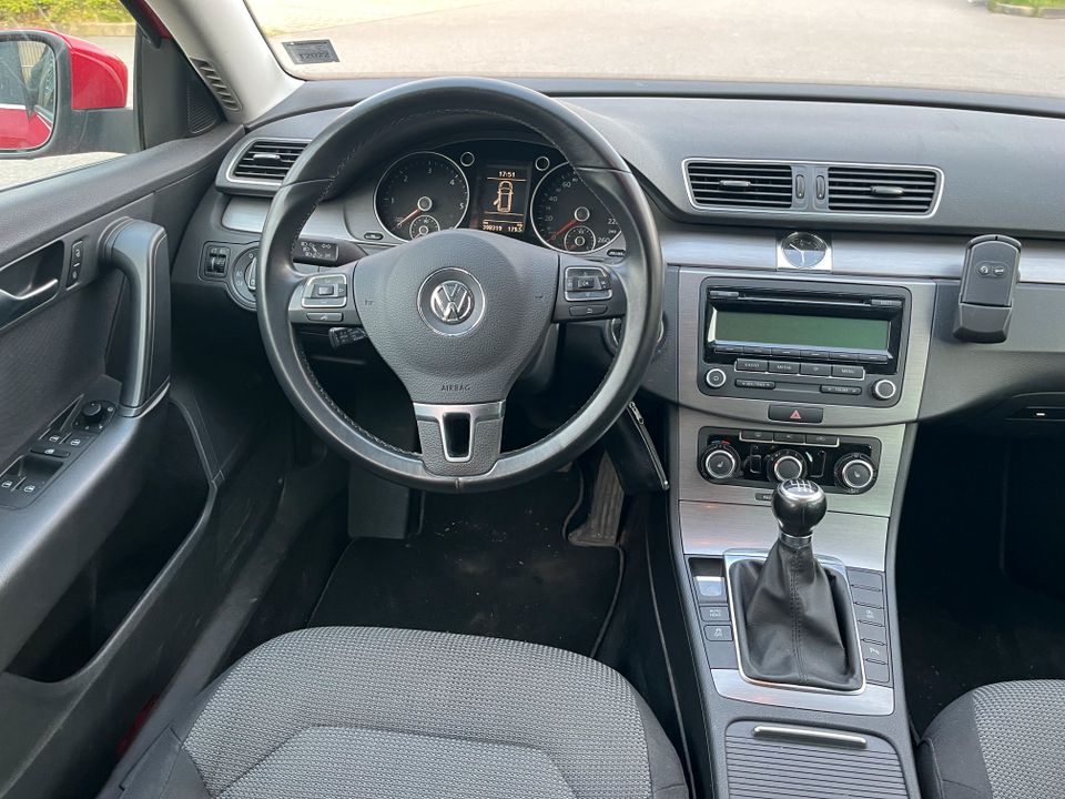Volkswagen Passat Variant Comfortline BlueMotion 1.6 TDI in Chemnitz