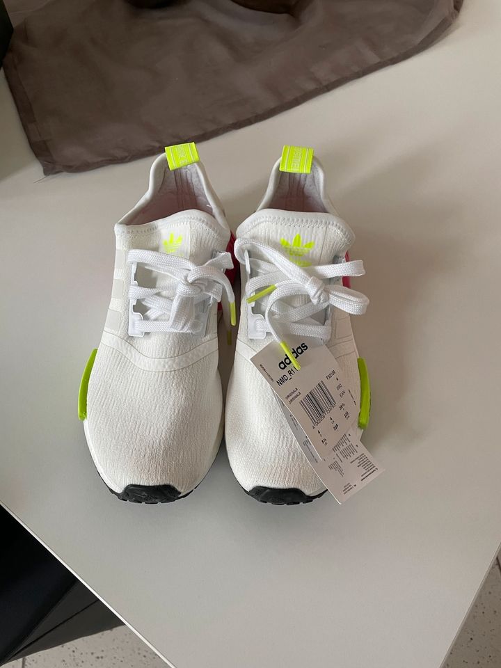 Nmd r1w clearance