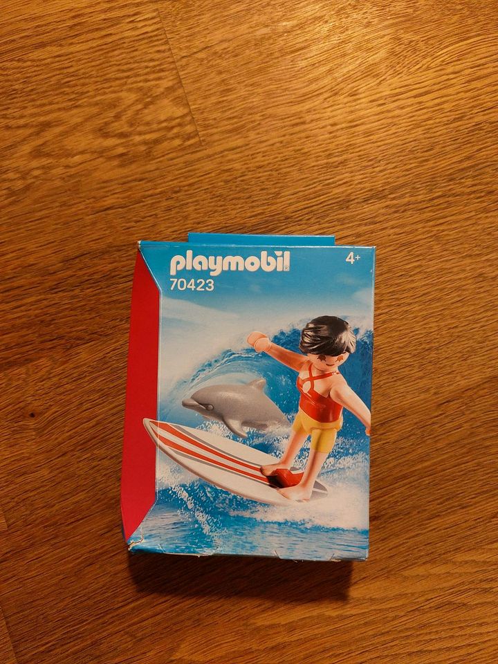 Playmobil 70423 Surferin mit Delfin in Lägerdorf