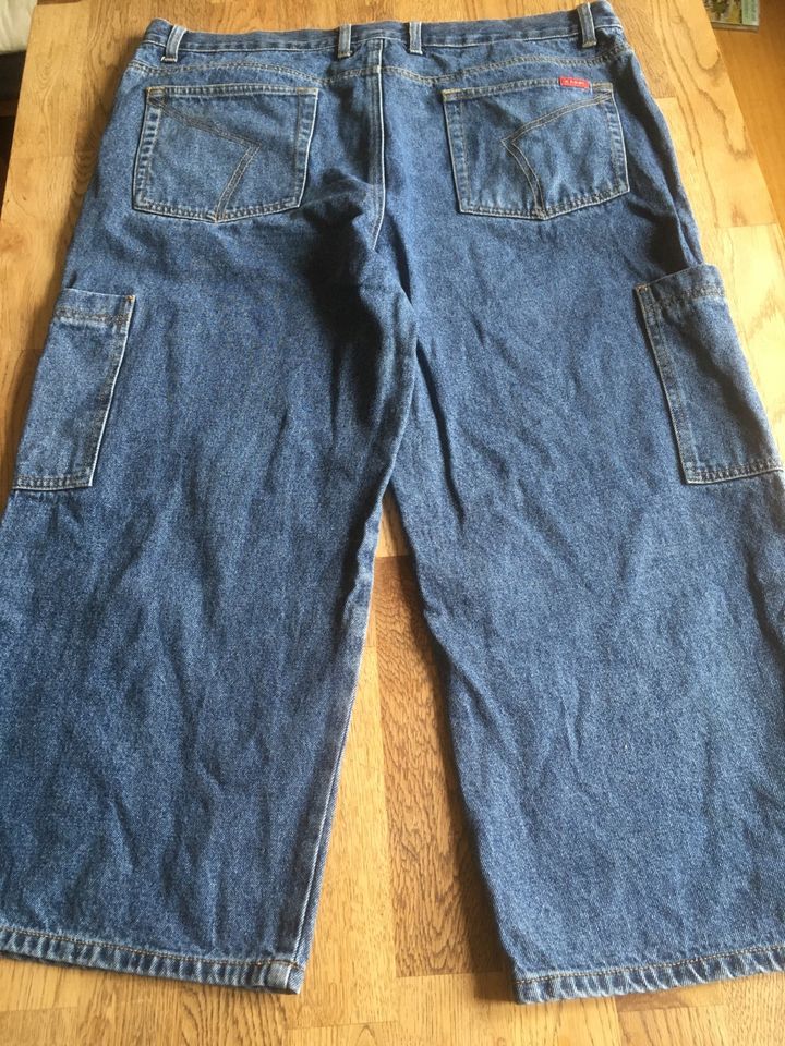 3/4 lange Bermuda Jeans Gr 54 Herren in Warburg