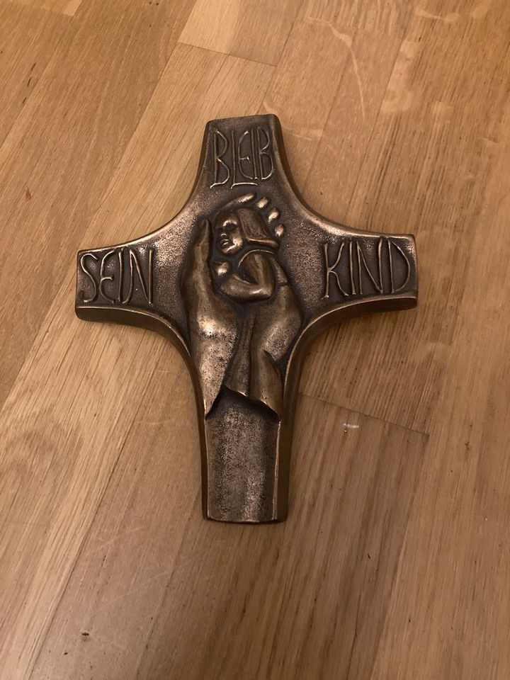 Kirche Glauben Kreuz Wand Metall Weihnachten in Berlin